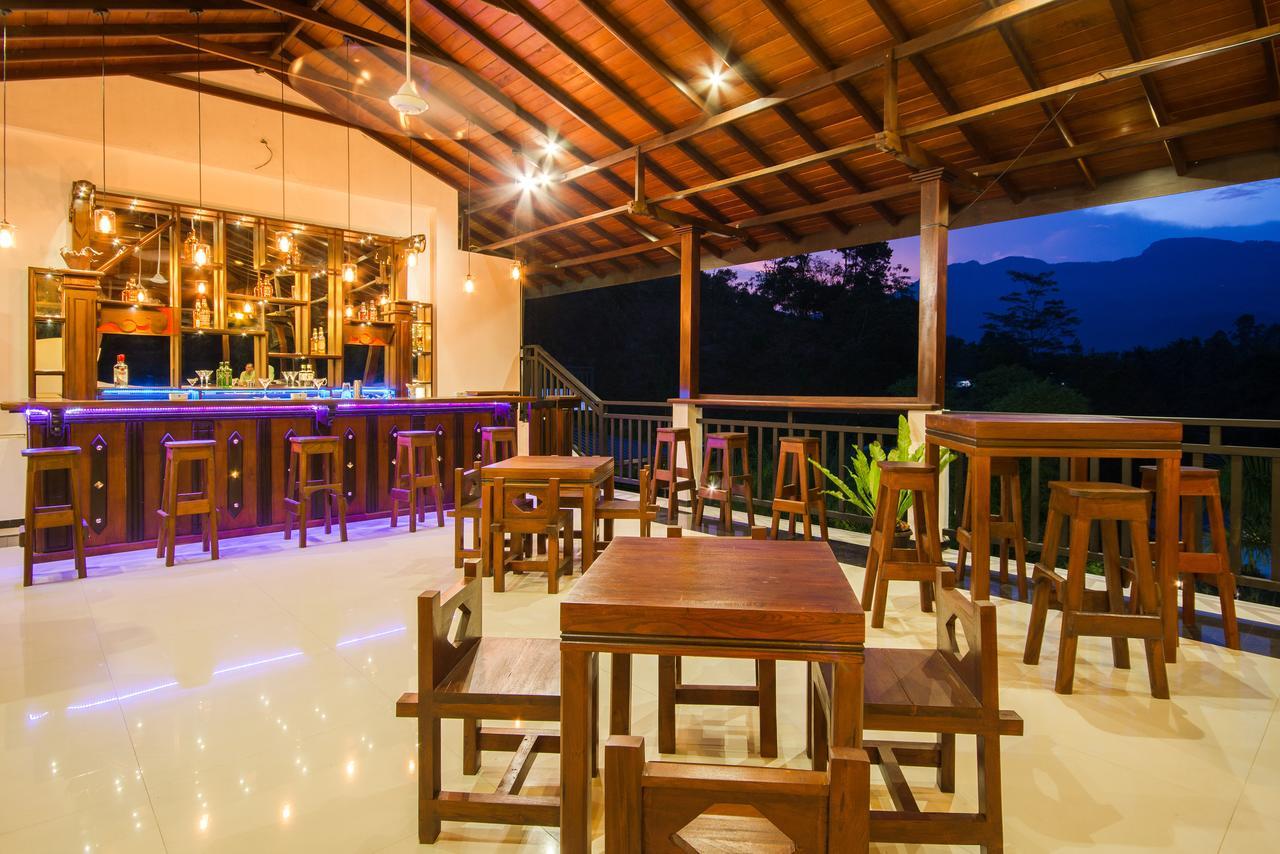 Okwin Resort Kandy Exterior photo