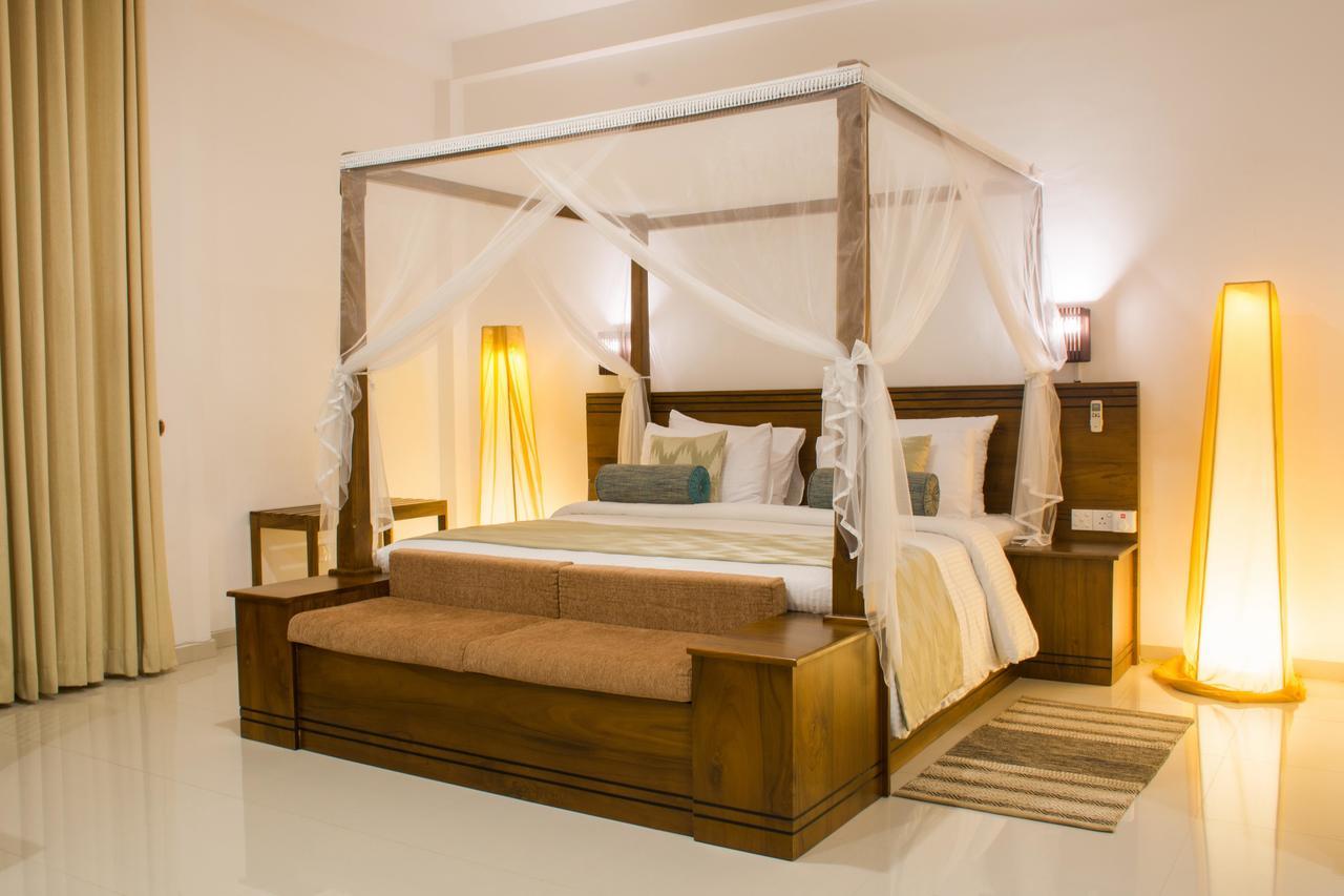 Okwin Resort Kandy Exterior photo